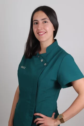 Celia_Navarrete___Endodoncia-324x487-1