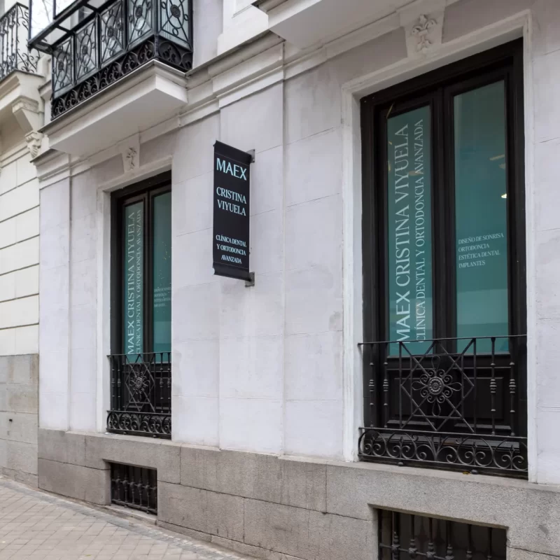 maexcristinaviyuelazurabano1